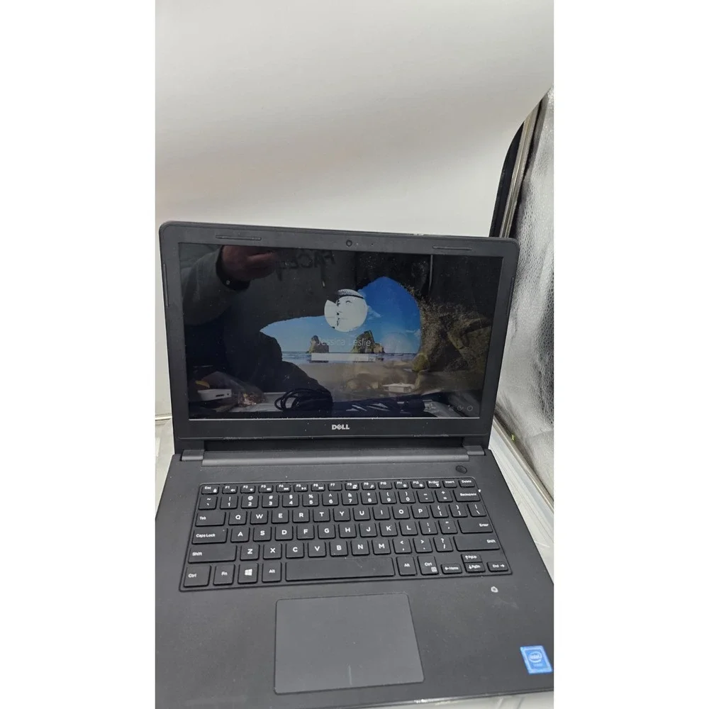 Dell Inspiron 14 5100 Laptop  32gb SSD 8gb Ram Win 10 Home 1.6 GHz